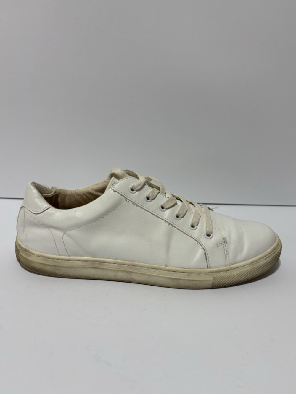 Banana Republic Men’s Vegan Leather Sneakers White, Size 12 M